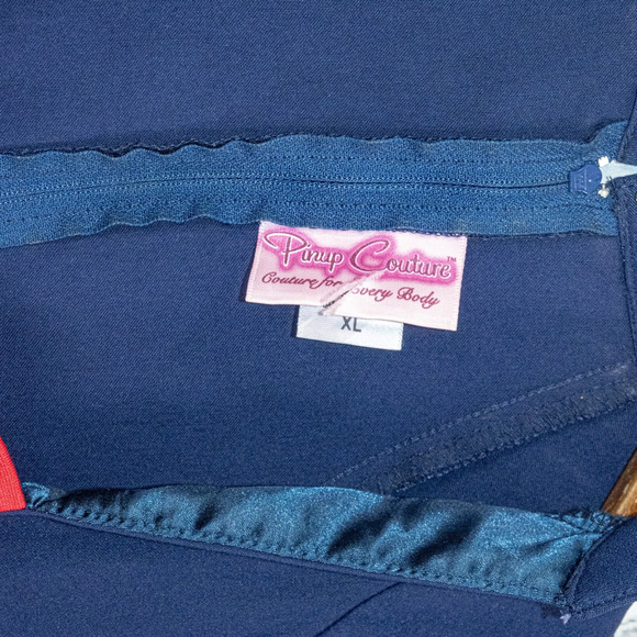 Pinup Couture Women's 50s Veronica Dress in Navy with red heard size XL - Picture 3 of 12